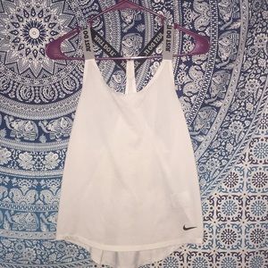 White nike tank